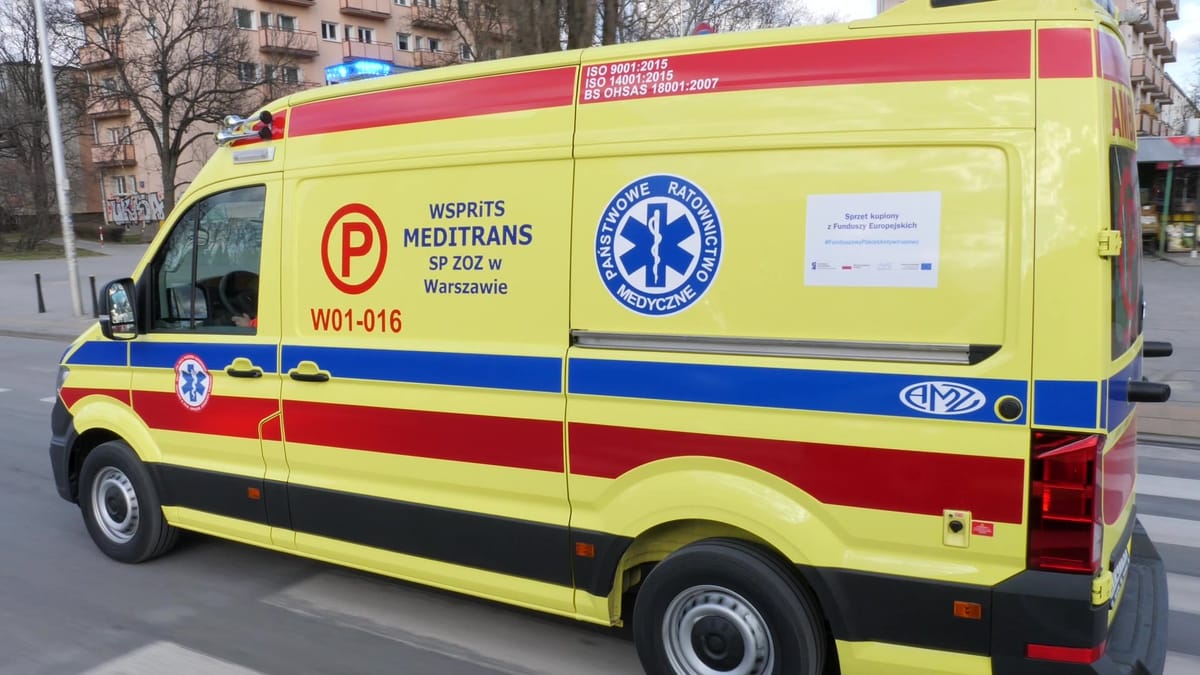 Koszmarny wypadek w Warszawie. 14-miesięczny chłopczyk wypadł z 10 piętra Zdjęcie główne wpisu