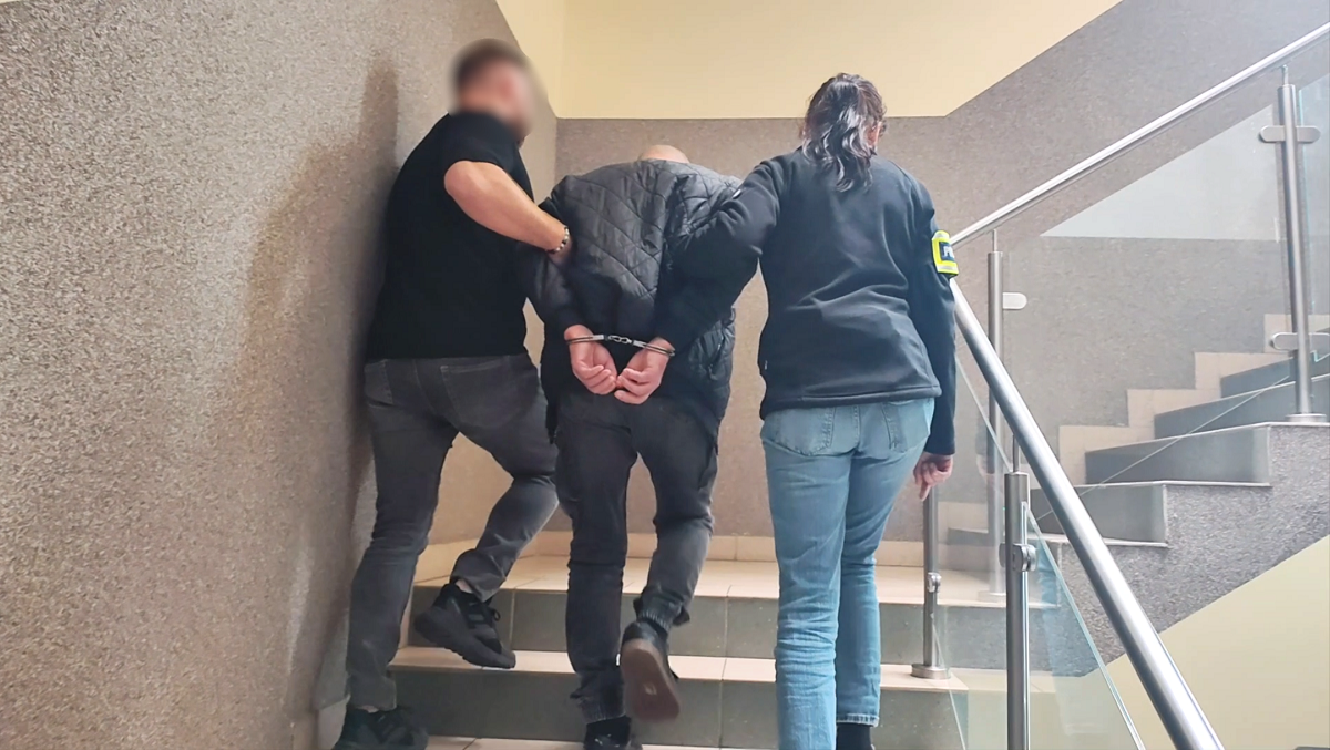 Uderzył 71-letnią kobietę i próbował jej wyrwać torebkę z 850 zł. Teraz grozi mu 22 lata więzienia Zdjęcie główne wpisu