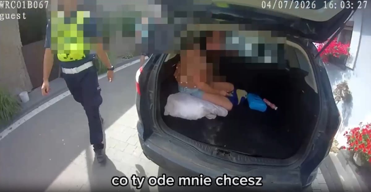 42-latka bez uprawnień z promilami kierowała autem. Przed policjantami schowała się w bagażniku Zdjęcie główne wpisu