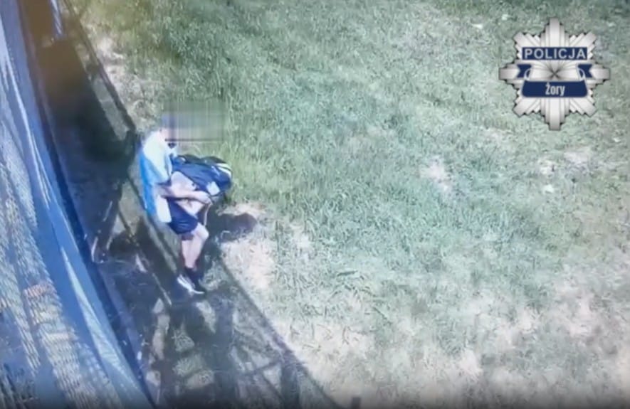 Zawinął napęd do bramy sprzed sklepu i spokojnie poszedł dalej. Grozi mu do 5 lat więzienia Zdjęcie główne wpisu