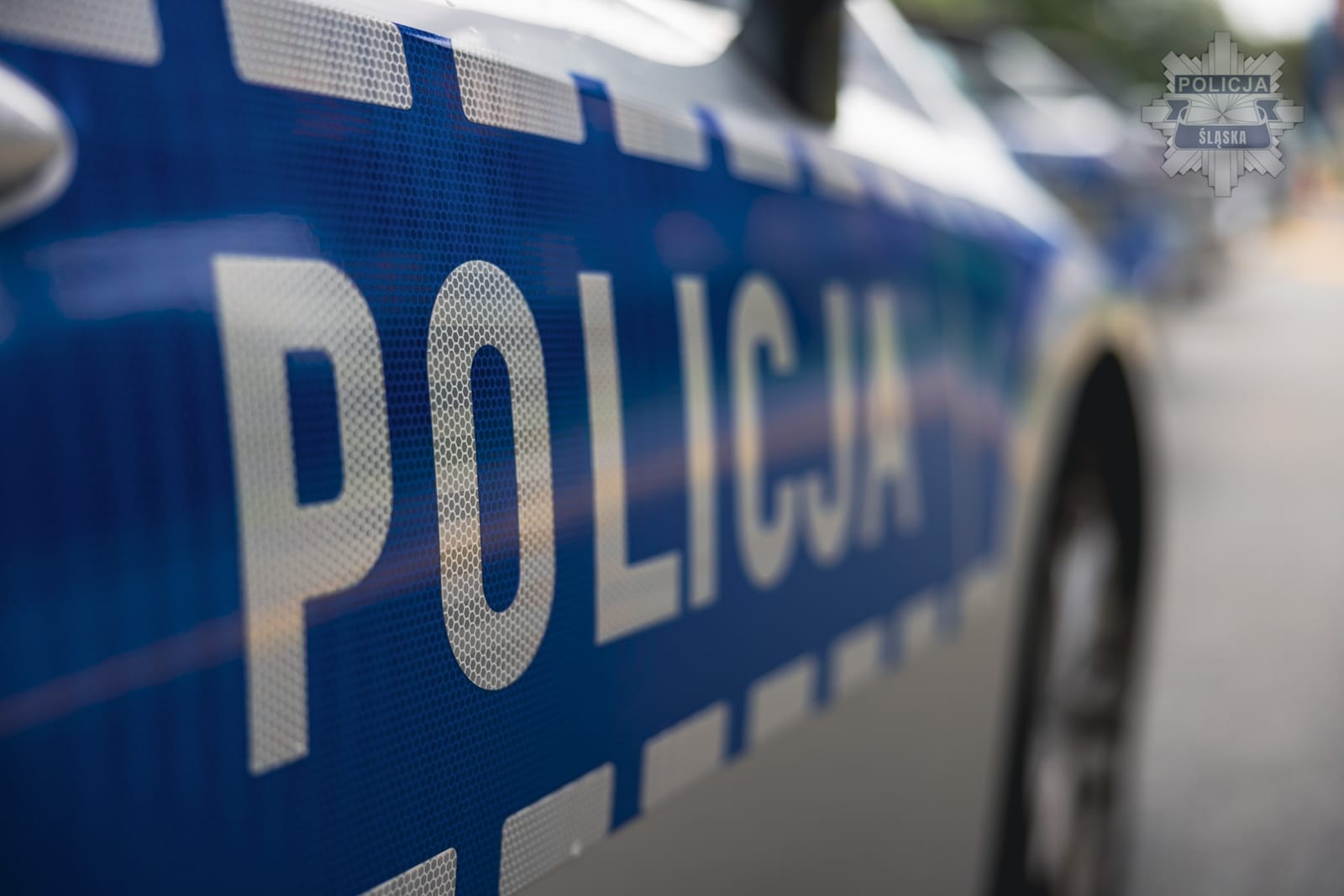 Tragedia na imprezie we Wrocławiu. 34-latek wypadł z balkonu na szóstym piętrze, goście zniknęli Zdjęcie główne wpisu