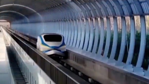 Chiński maglev rozpędził się do 800 km/h w 5,3 sekundy. Nagranie z testu obiegło świat Zdjęcie główne wpisu