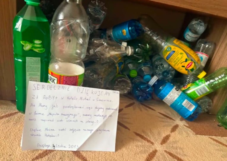 13-latkowie z Lechii Zielona Góra wymyślili "napiwek kaucyjny". Hotel na Kaszubach pokazał napiwek roku Zdjęcie główne wpisu