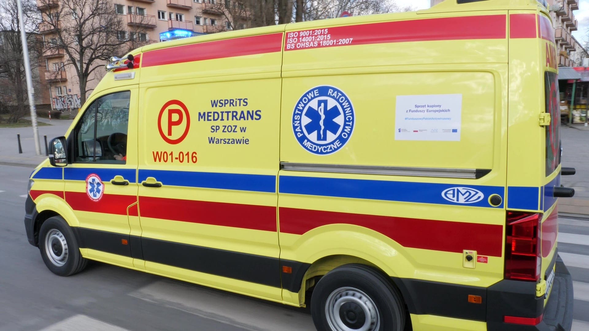 Koszmarny wypadek w Warszawie. 14-miesięczny chłopczyk wypadł z 10 piętra Zdjęcie wpisu