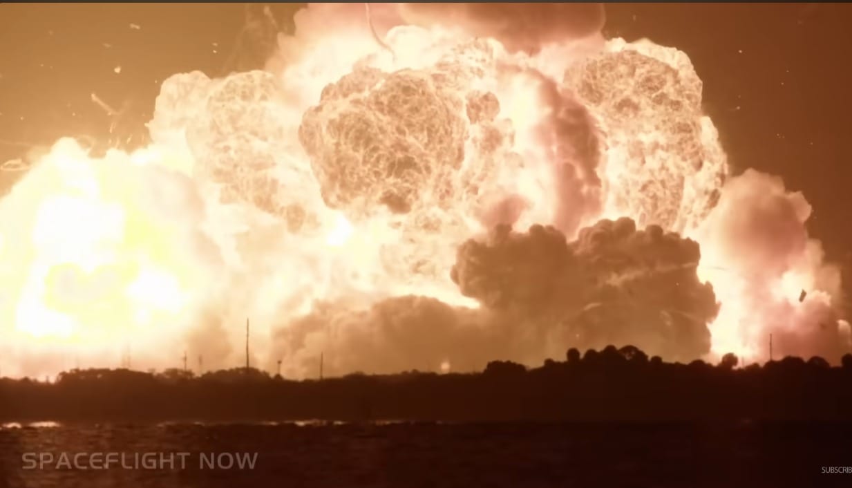 Potężna eksplozja rakiety New Glenn. Nieudany test Blue Origin na Florydzie Zdjęcie wpisu