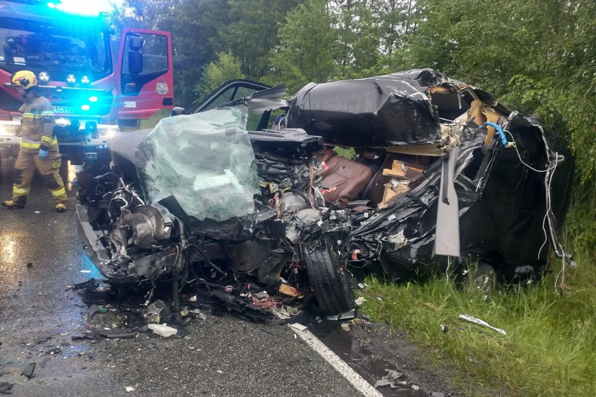 Tragedia o świcie na DK70. Nie żyje kobieta, pięć osób rannych Zdjęcie wpisu