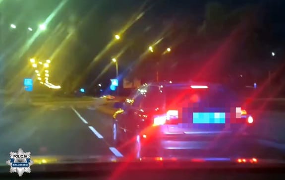 50-kilometrowy pościg za 24-latkiem z dwoma zakazami i pod wpływem środków odurzających Zdjęcie wpisu