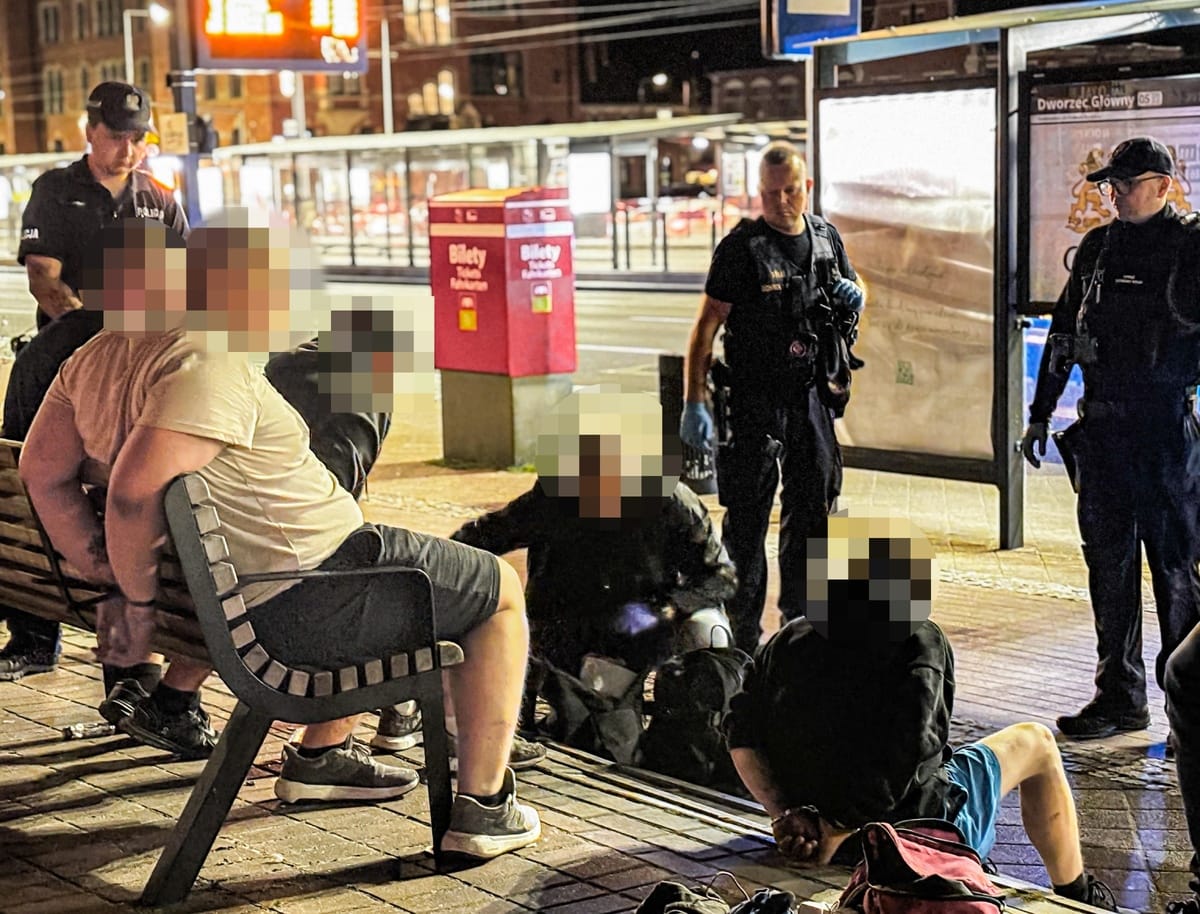 Turysta z Czech pobity i okradziony w centrum Gdańska. Czterej napastnicy wpadli kilka ulic dalej Zdjęcie wpisu
