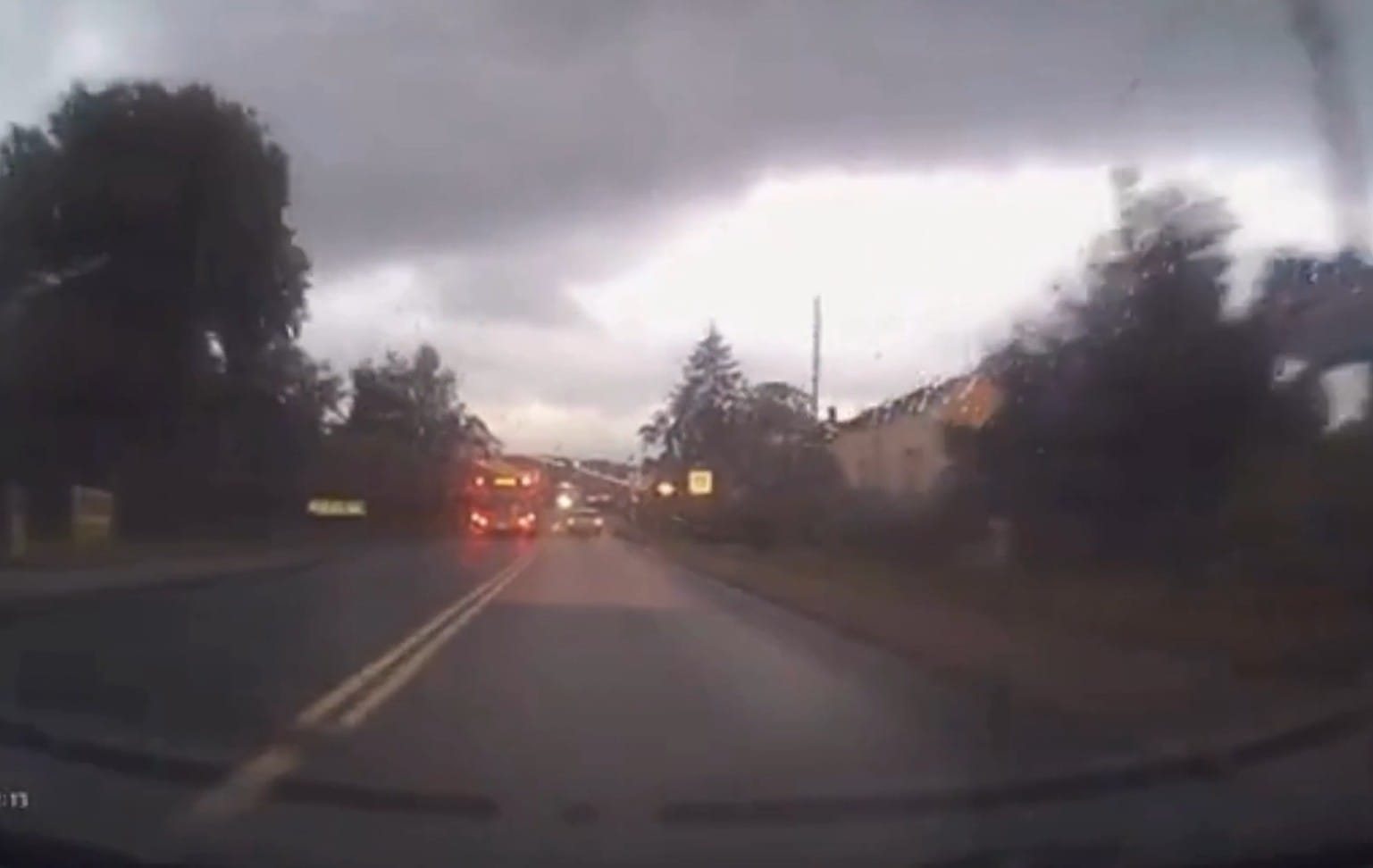 Piracka jazda 25-letniego Hindusa za kierownicą autobusu miejskiego w Tarnowskich Górach. Stracił prawo jazdy, grozi mu 30 tys. zł Zdjęcie wpisu