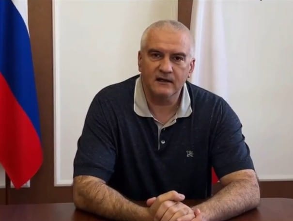 Na Krymie wstrzymano sprzedaż paliw. Paliwo będzie wydawane tylko służbom porządkowym Zdjęcie główne wpisu