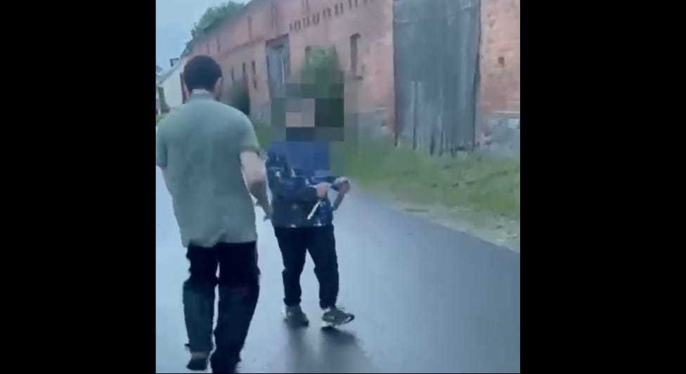 35-letni Kubańczyk z nożami w rękach groził dwóm osobom pozbawieniem życia Zdjęcie główne wpisu