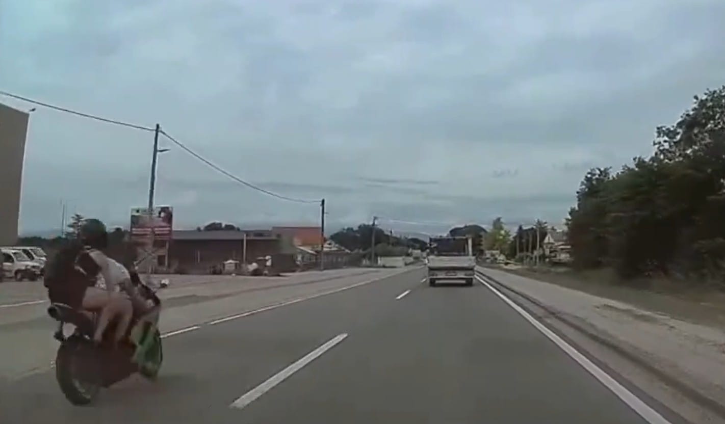 Polacy w Chorwacji nagrali tragiczny wypadek motocyklisty. Tak skończyło się wyprzedzanie kolumny aut Zdjęcie główne wpisu