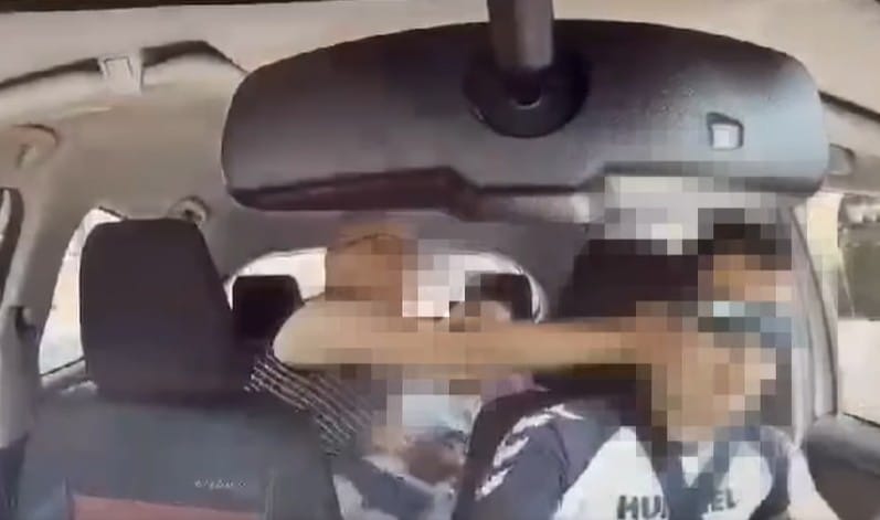 „Ty szmato je**na ukraińska". Kobieta z dzieckiem na kolanach zaatakowała kierowcę w trakcie kursu. Usłyszała już zarzut, grozi jej 5 lat więzienia Zdjęcie główne wpisu