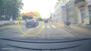 31 punktów karny, 2500zł mandatu i utrata prawa jazdy które miał kilka miesięcy. Taką nagrodę zgarną 19-latek za ten popis.