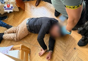 Zatrzymano podejrzanego o egzekucję rosyjskiego artysty w Białej Podlaskiej. Posługuje się gruzińskim paszportem, służby szukają zleceniodawcy