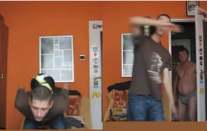 „Stary wchodzi mi do pokoju”. Z okazji Dnia Ojca przypominamy klasyk polskiego internetu