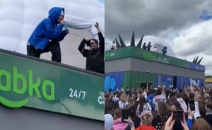 Oki zagrał koncert na dachu Żabki. Tłumy przed sklepem szalały