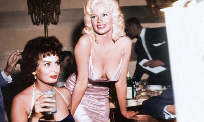 11. Sophia Loren i Jayne Mansfield, 1957.