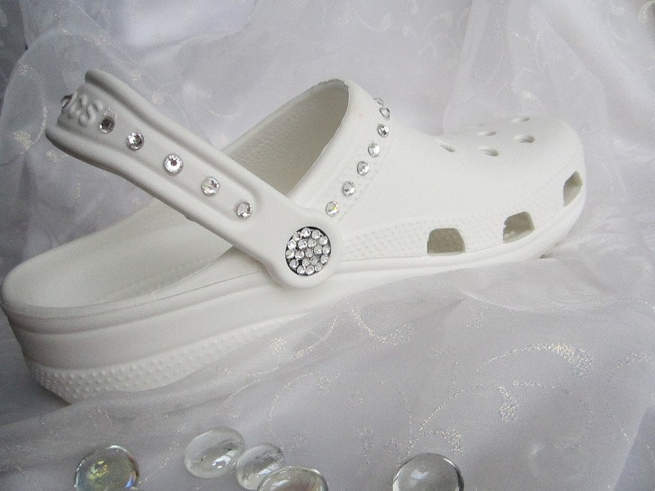 Crocsy z kamykami Swarovski