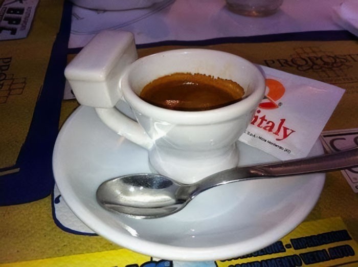 9. Ktoś zamawiał espresso?