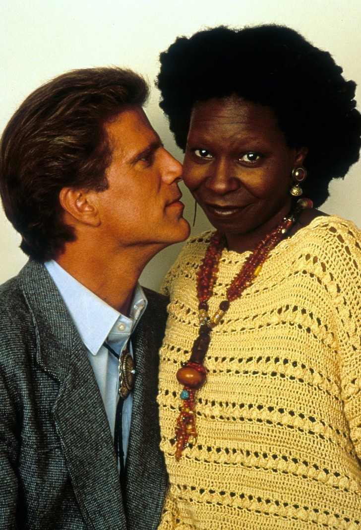 15. Whoopi Goldberg i Ted Danson