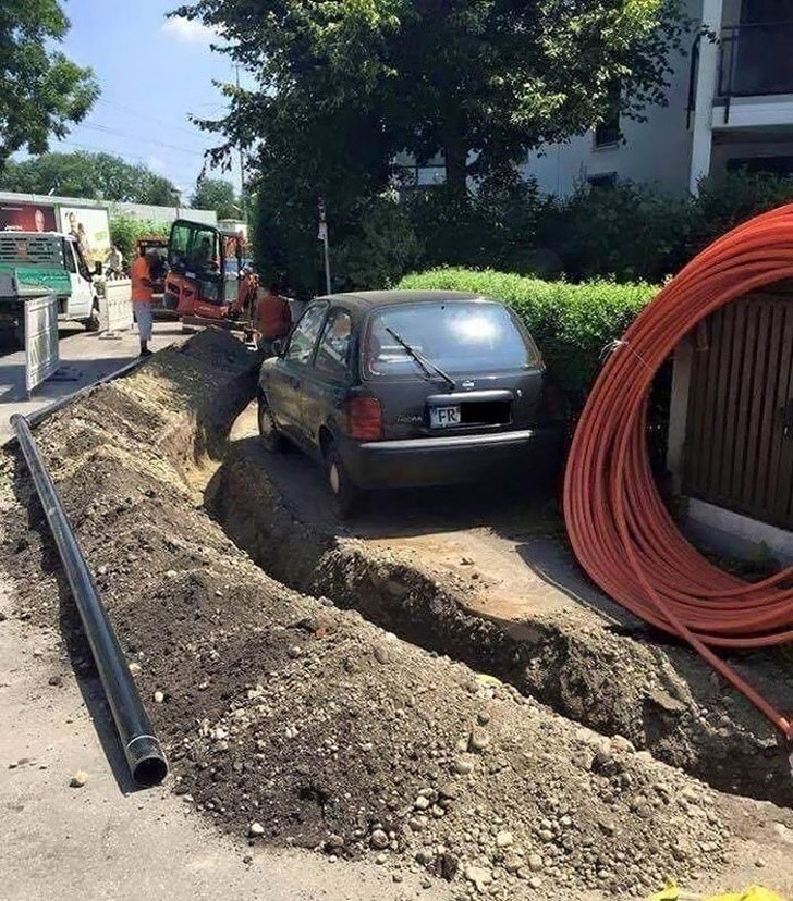 10. Miejmy nadzieję, że dał radę dotrzeć do pracy.