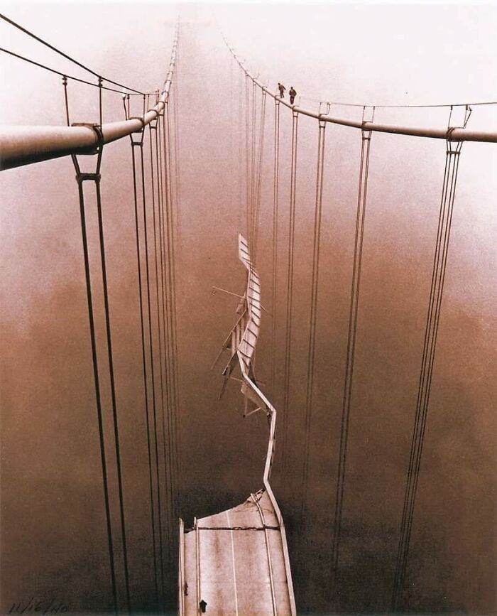 3. Widok zerwanego mostu Tacoma Narrows Bridge, 1940