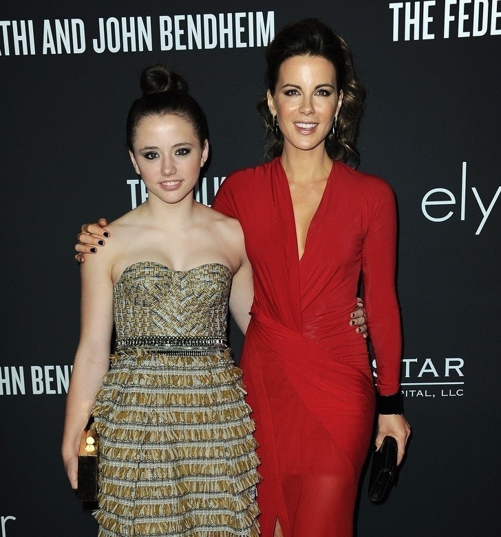 2. Kate Beckinsale i Lily Mo Sheen