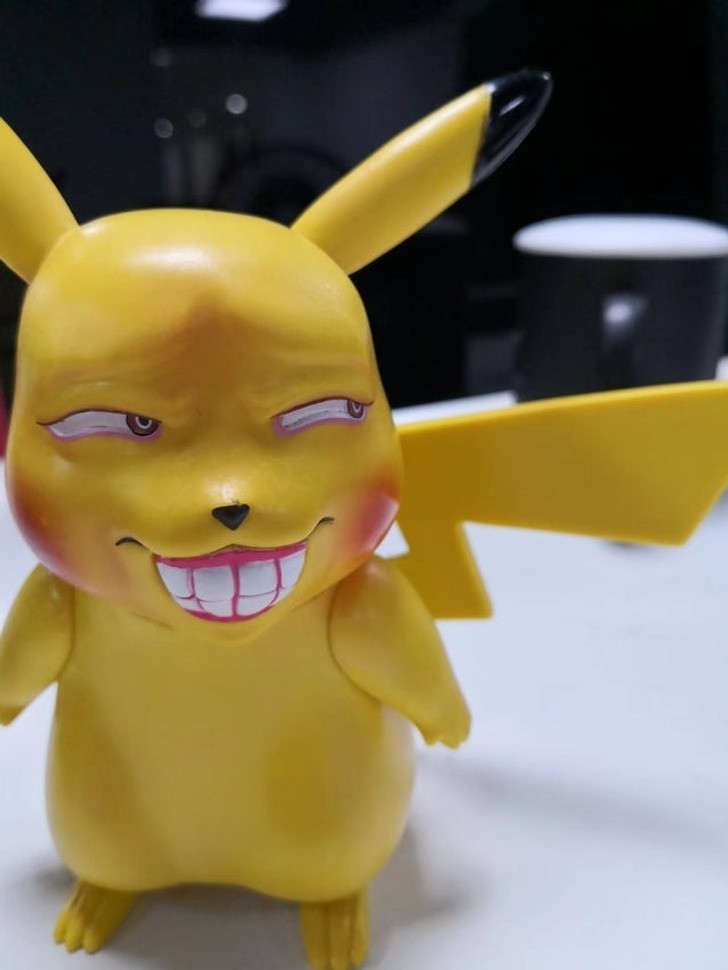 16. "Widzieliście kiedyś takiego Pikachu?"