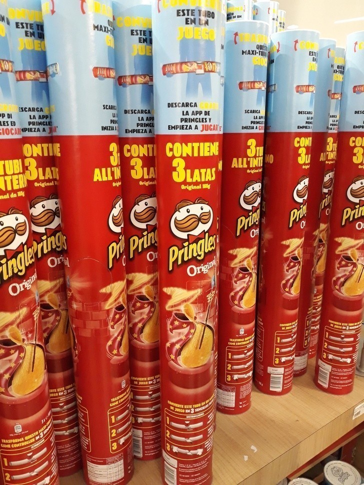 10. Gigantyczne opakowanie Pringles