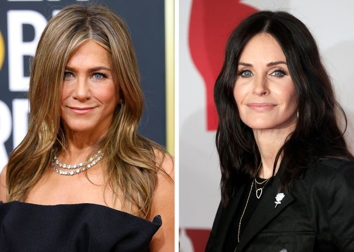 12. Jennifer Aniston i Courteney Cox - Jennifer jest matką chrzestną córki Courteney.