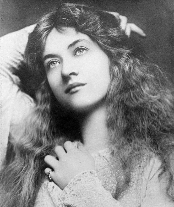 Maude Fealy