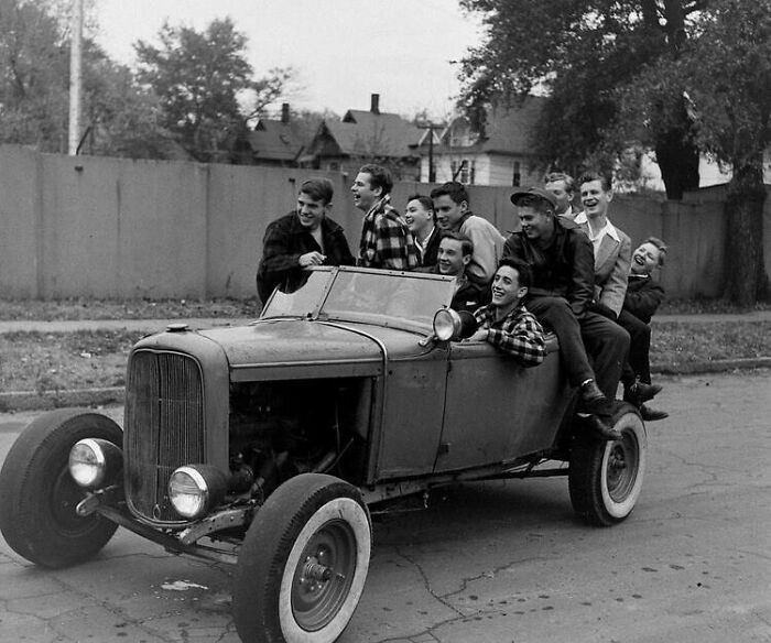 "Szkolna młodzież, 1947"