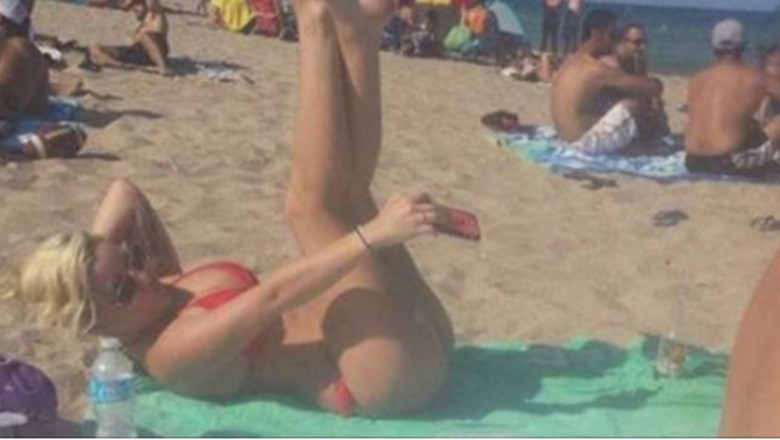 17 selfie które nigdy nie powinny zostać zrobione! Skąd ludzie biorą takie pomysły? 