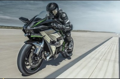 326 koni, turbo, design jak z kosmosu czyli Kawasaki Ninja H2R w akcji!