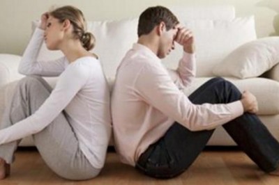 Młode małżeństwo miało zamiar się rozwieźć! Wtedy teściowa pokazała im zapomniane konto w banku!