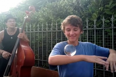 Pokaz ulicznego magika przy którym opadła mi szczęka! Koleś ma niesamowite zdolności! 