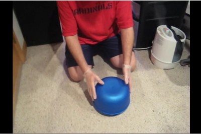 Powiedział, że chce się pochwalić swoim zwierzakiem! Gdy podniósł miskę to aż krzyknęłam! 