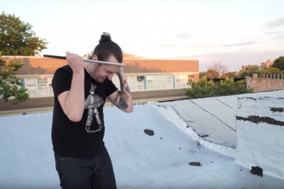 Wkurzają cię ludzie robiący selfie z kija?  Oto 6 sposobów na rozwalenie selfiesticka!