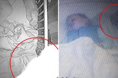 Zaniepokojeni rodzice zauważyli, że ich dziecko dziwnie się zachowuje! Montują więc kamerę w pokoju!