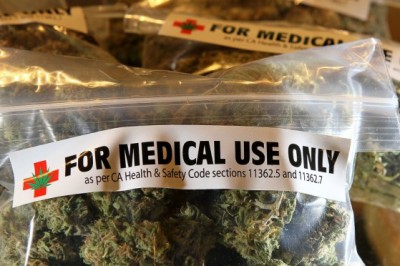 Zaskakujące poparcie Polaków dla stosowania medycznej marihuany. Te liczby Cię zaskoczą!