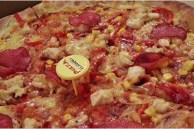 Zastanawiałaś się dlaczego do pizzy dodają to małe plastikowe coś. Ma to Bardzo ważne przeznaczenie!