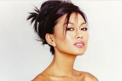 Chirurg plastyczny przez 11 lat zmieniał wygląd swojej żony! Twierdzi, że teraz jest idealna! 