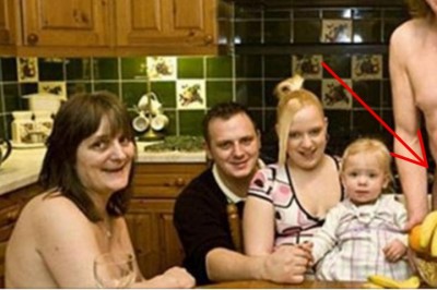  26 zawstydzających zdjęć rodzinnych których nikt nie chce pamiętać! 8 to rodzice z koszmaru!