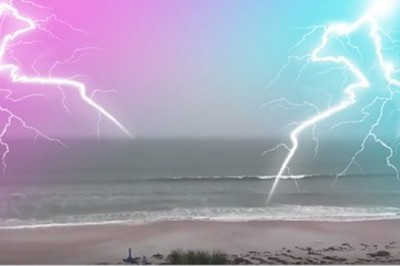 Niesamowite nagranie, na którym piorun uderza w morze! Natura potrafi wzbudzić strach!