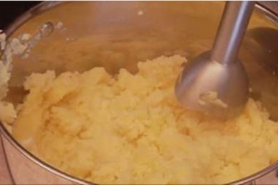 Zostały Ci ugotowane z obiadu ziemniaczki?! Przygotuj z nich „Ziemniaki księżnej” i zachwyć wszystkich!