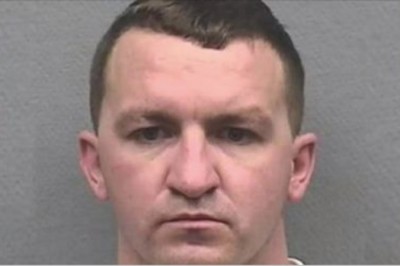 Na aukcji w internecie wystawił swoją 4-letnią córkę i szukał dla niej mężczyzn! Umówił ponad 70 spotkań! 