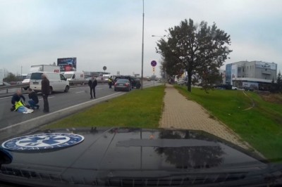 Szybka reakcja ratownika po służbie! Niektórzy ludzie po prostu mają powołanie!