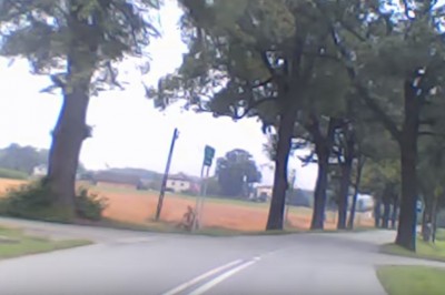 „Co za popi***oleniec!” O krok od tragedii na skrzyżowaniu w Golasowicach!