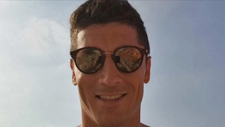 Robert Lewandowski świetnie bawił się na weselu! Pojawiło się wideo na którym śpiewa „Wehikuł czasu”!